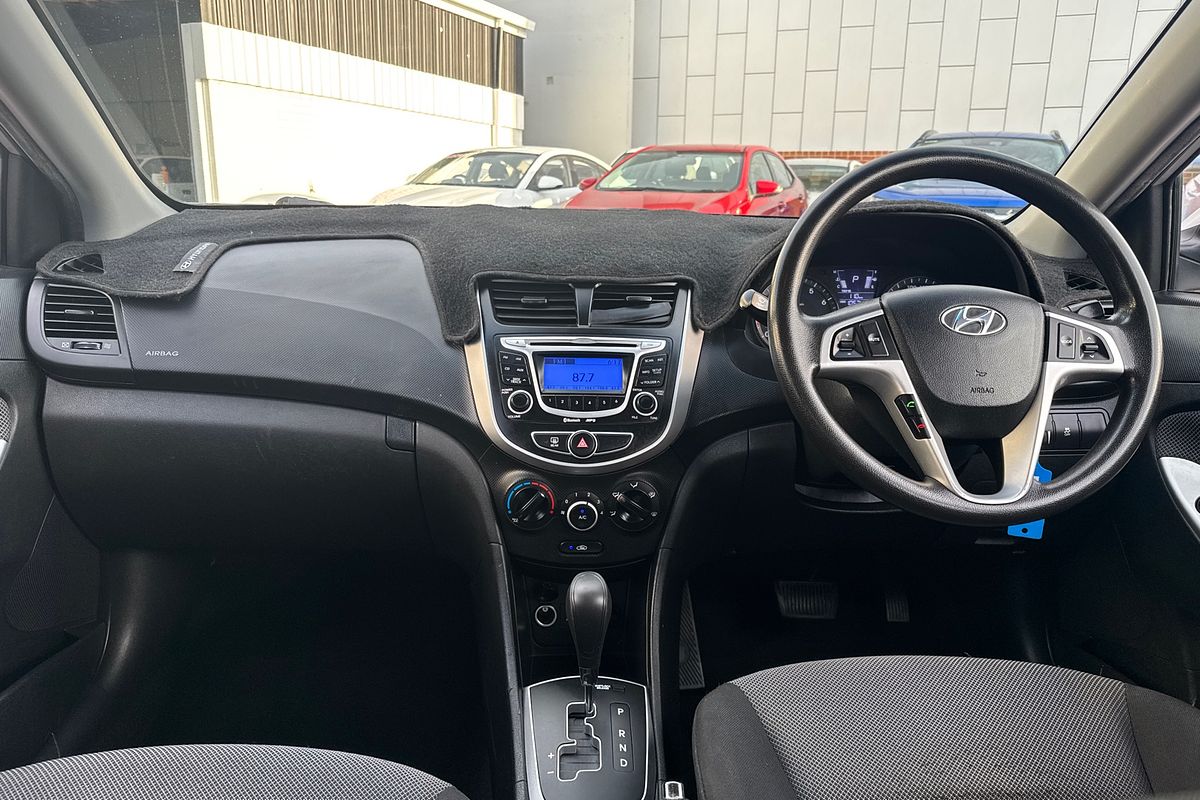 2012 Hyundai Accent Active RB