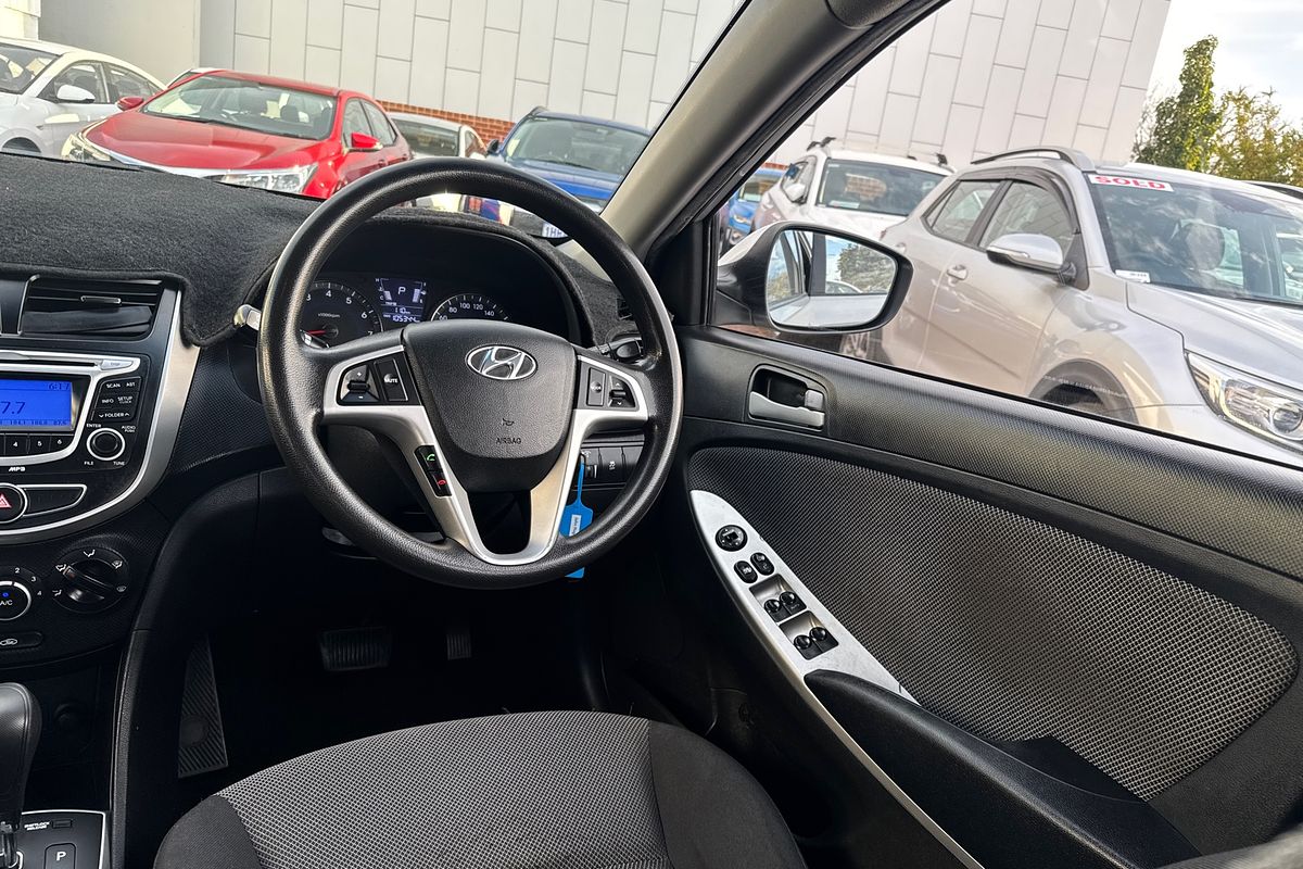 2012 Hyundai Accent Active RB