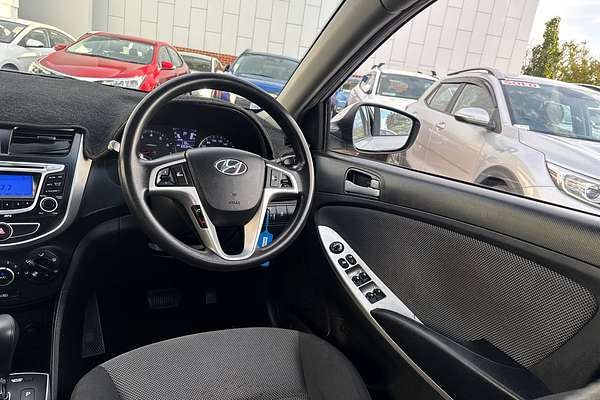 2012 Hyundai Accent Active RB