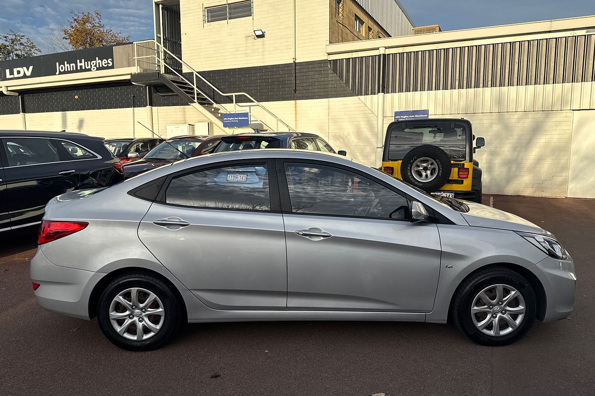 2012 Hyundai Accent Active RB