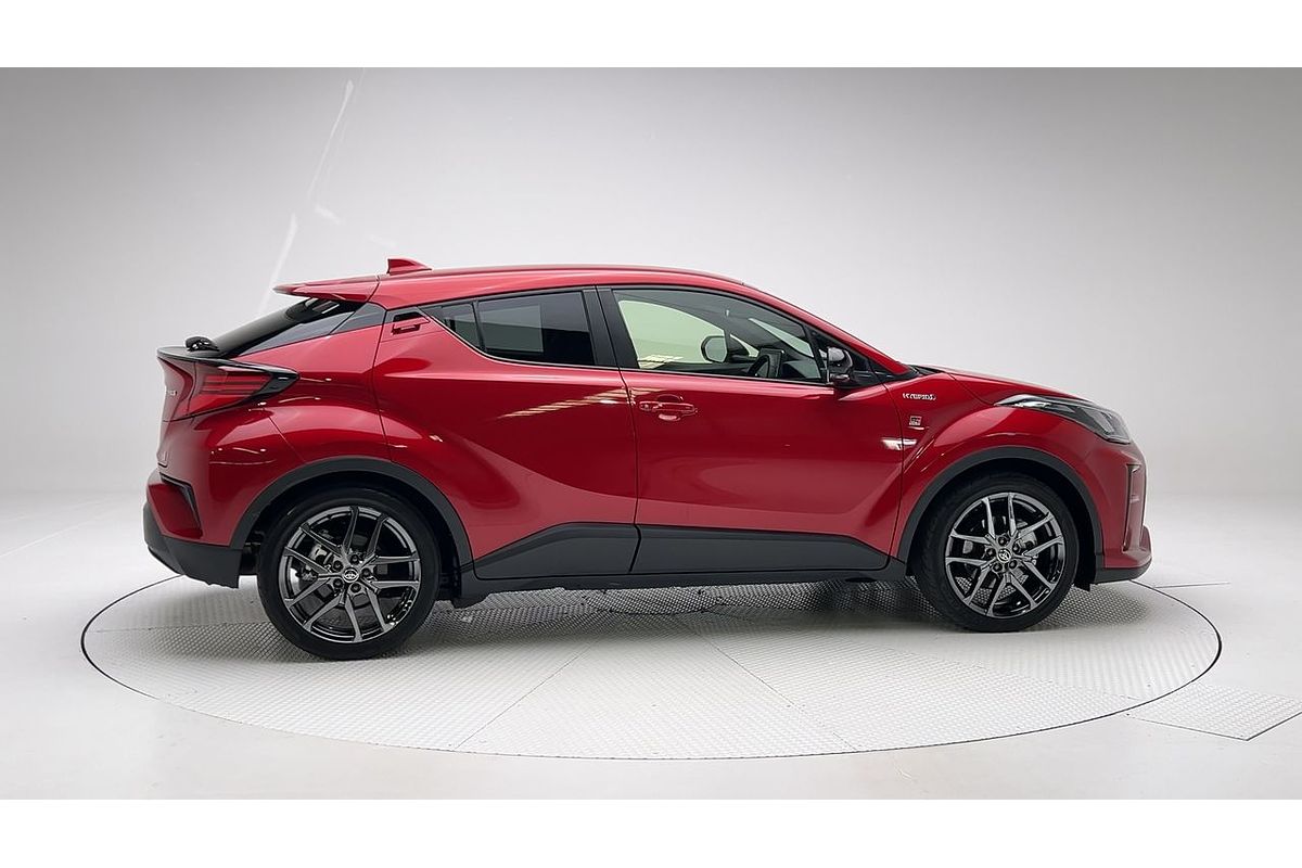 2022 Toyota C-HR GR Sport ZYX10R