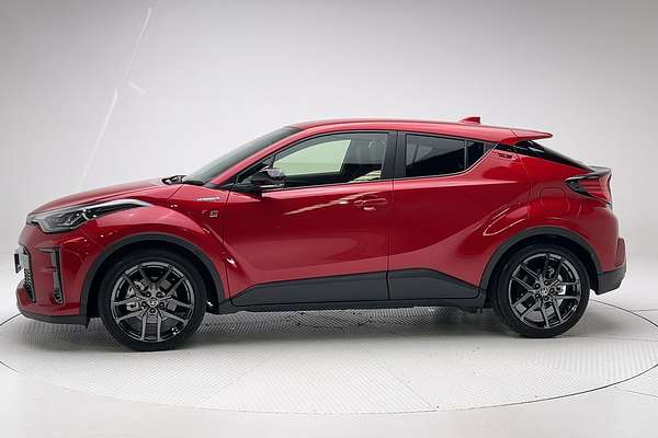 2022 Toyota C-HR GR Sport ZYX10R