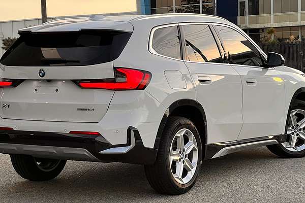2023 BMW X1 sDrive18i U11