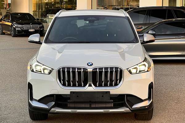 2023 BMW X1 sDrive18i U11