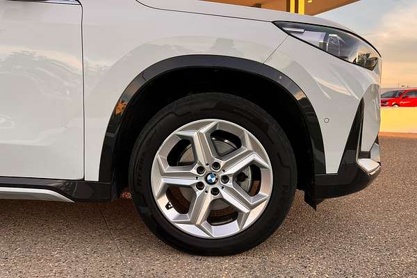 2023 BMW X1 sDrive18i U11