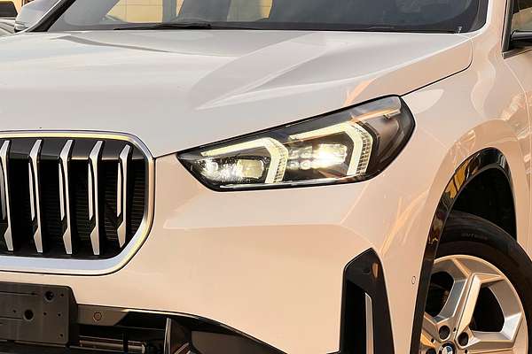 2023 BMW X1 sDrive18i U11