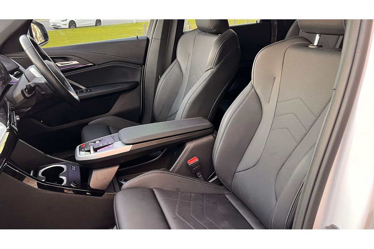 2023 BMW X1 sDrive18i U11