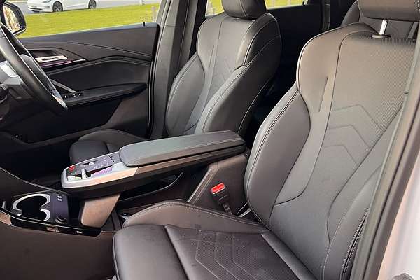 2023 BMW X1 sDrive18i U11