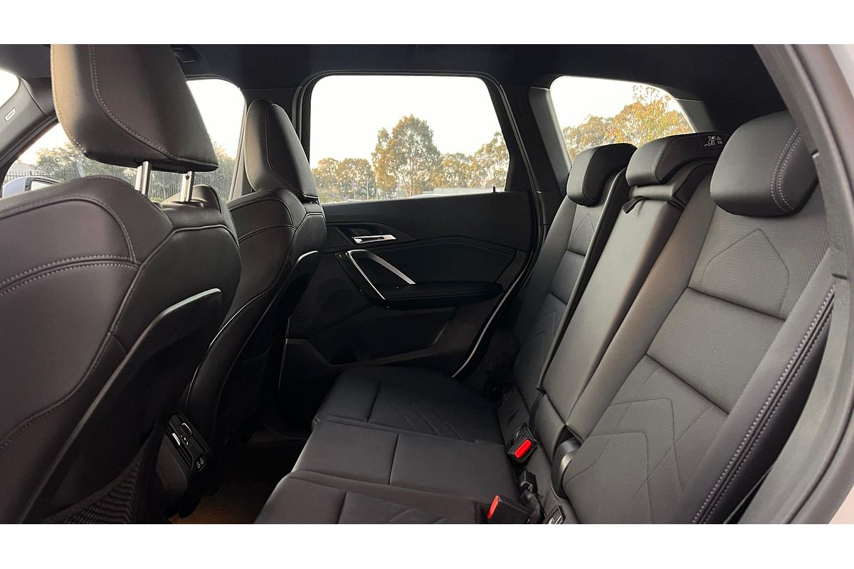 2023 BMW X1 sDrive18i U11