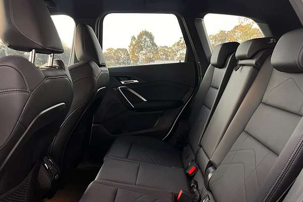 2023 BMW X1 sDrive18i U11