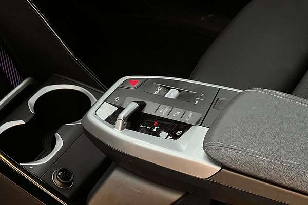 2023 BMW X1 sDrive18i U11
