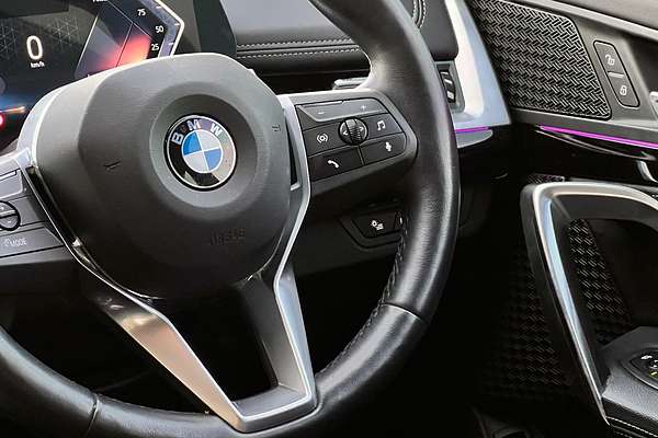 2023 BMW X1 sDrive18i U11