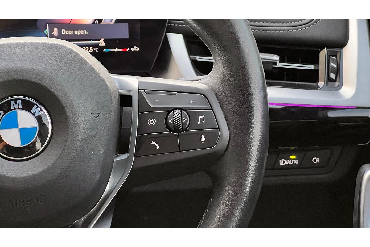 2023 BMW X1 sDrive18i U11