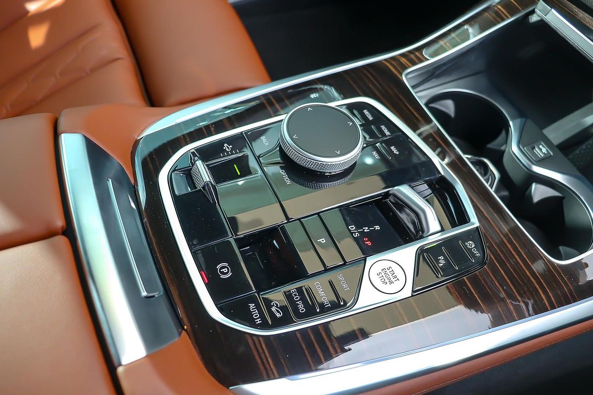 2025 BMW X7 xDrive40d M Sport G07 LCI