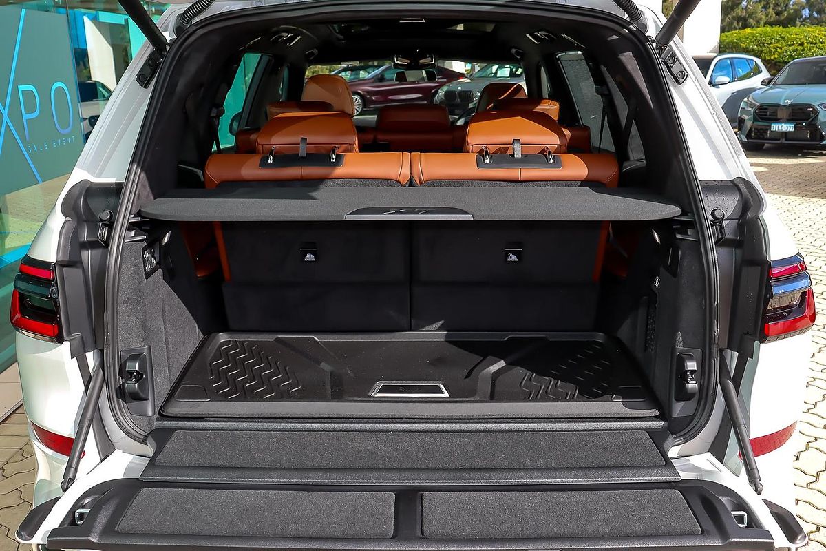 2025 BMW X7 xDrive40d M Sport G07 LCI