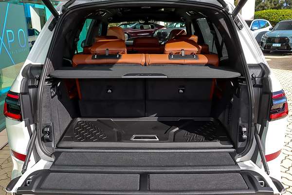 2025 BMW X7 xDrive40d M Sport G07 LCI