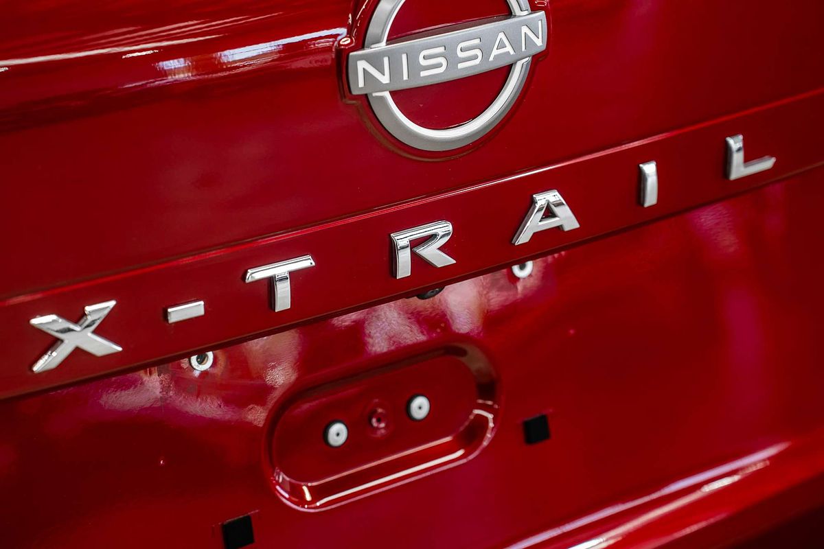 2024 Nissan X-TRAIL ST T33