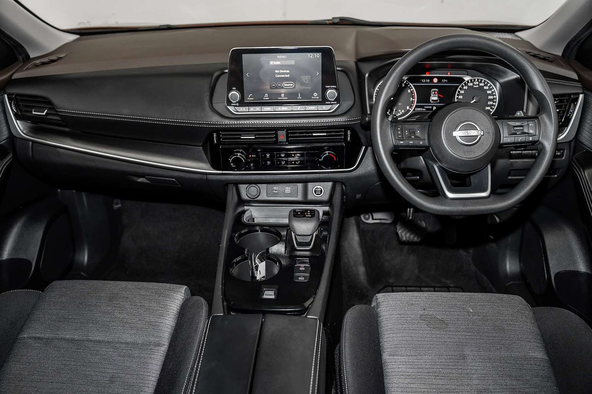 2024 Nissan X-TRAIL ST T33