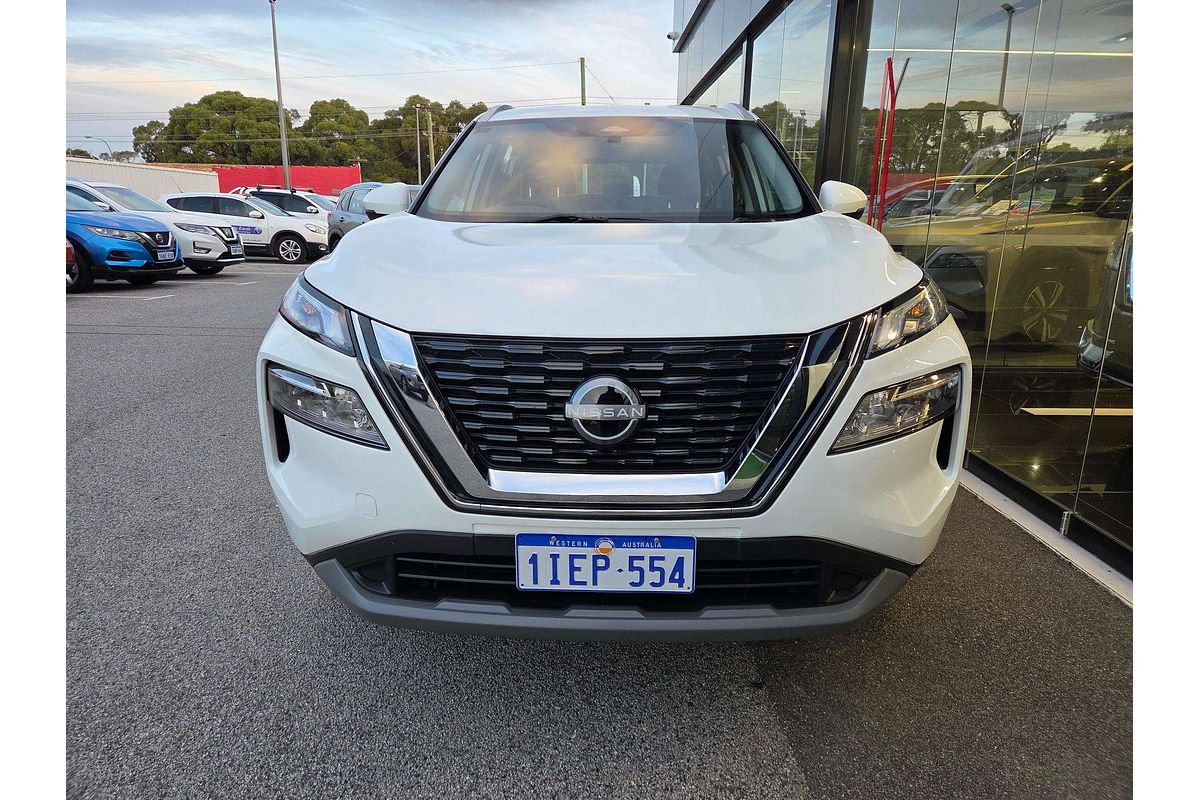 2024 Nissan X-TRAIL ST T33