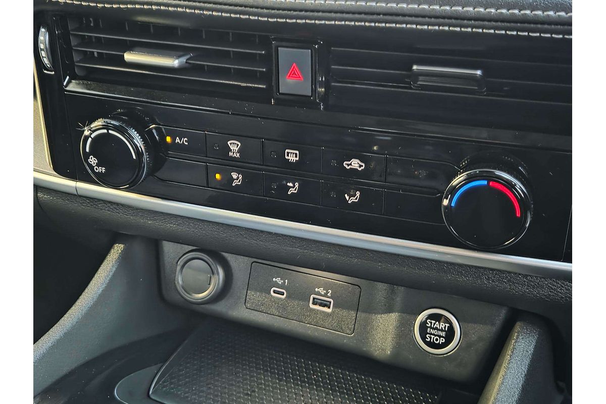 2024 Nissan X-TRAIL ST T33
