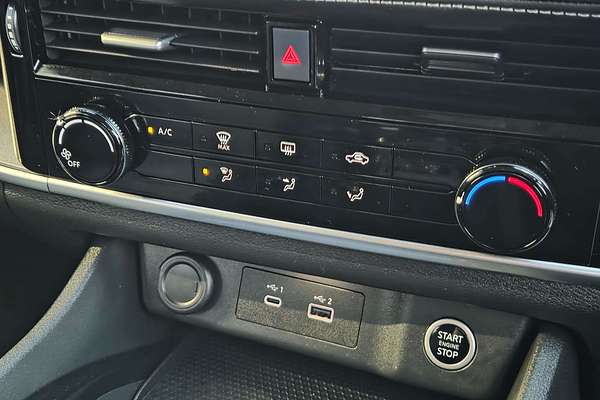 2024 Nissan X-TRAIL ST T33