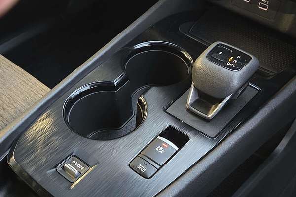 2024 Nissan X-TRAIL ST T33