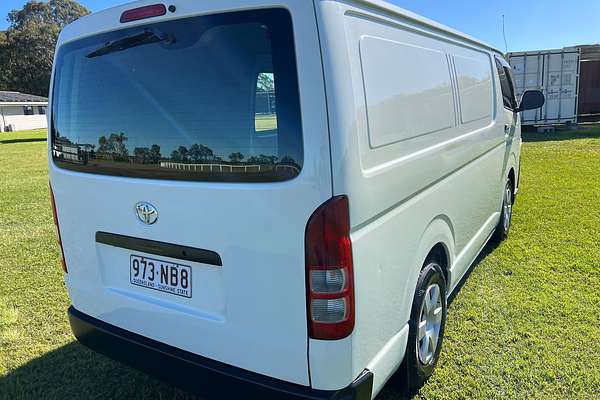 2017 Toyota Hiace KDH201R LWB
