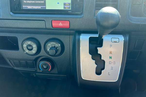 2017 Toyota Hiace KDH201R LWB