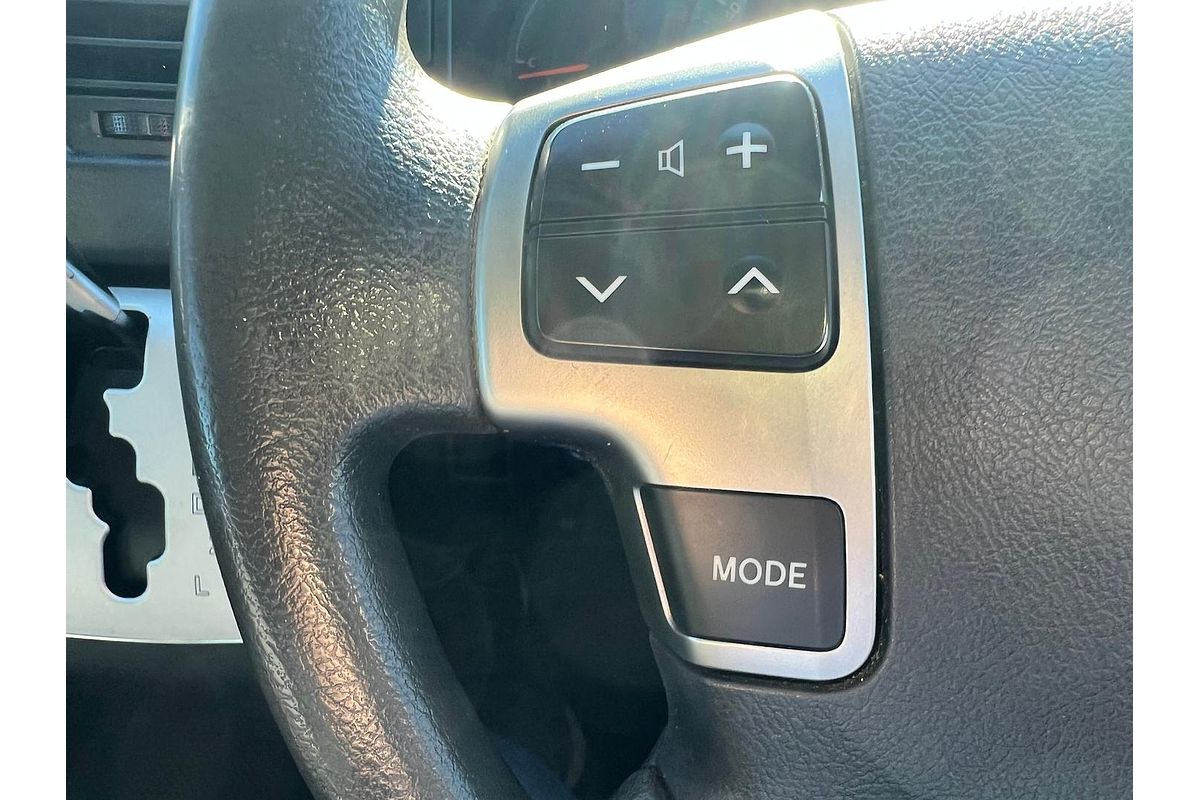 2017 Toyota Hiace KDH201R LWB