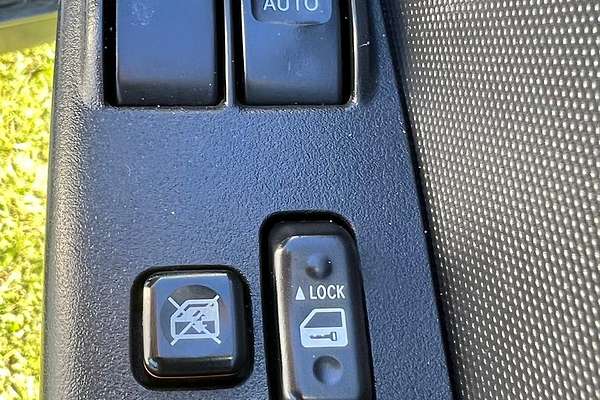 2017 Toyota Hiace KDH201R LWB