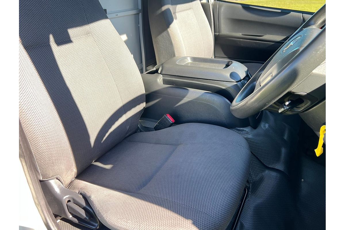 2017 Toyota Hiace KDH201R LWB