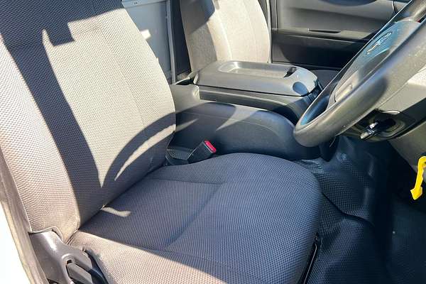 2017 Toyota Hiace KDH201R LWB