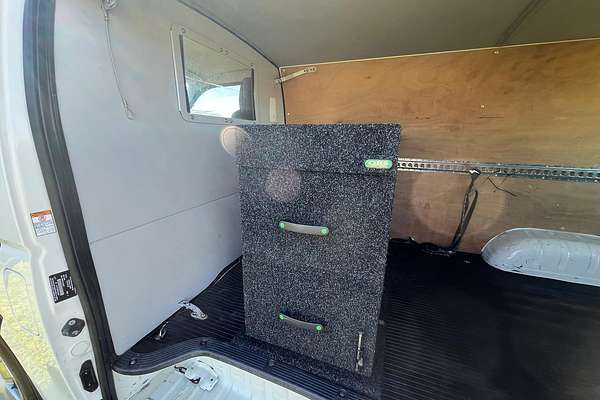 2017 Toyota Hiace KDH201R LWB