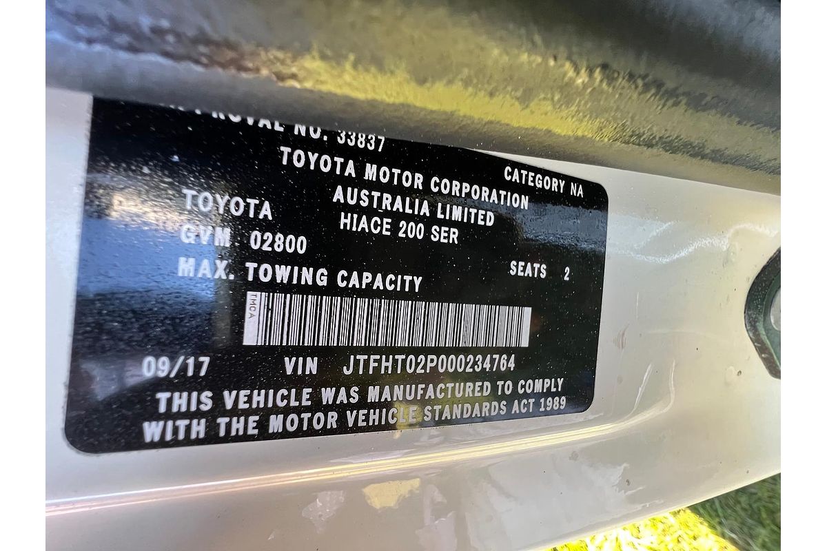 2017 Toyota Hiace KDH201R LWB