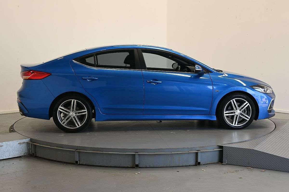 2016 Hyundai Elantra SR Turbo AD