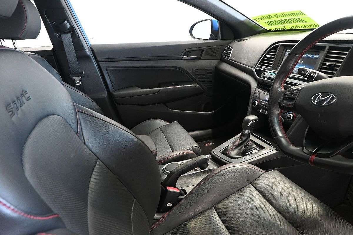 2016 Hyundai Elantra SR Turbo AD