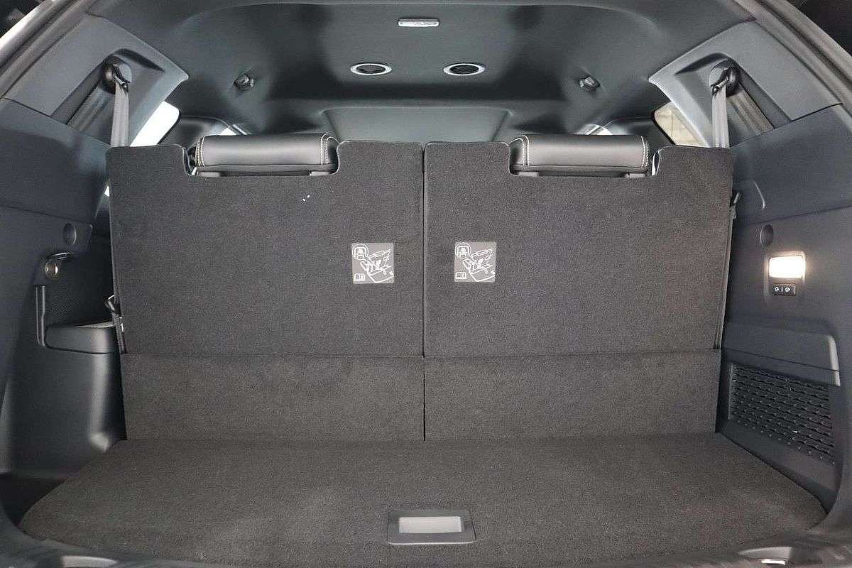 2022 Ford Everest Platinum 3.0L