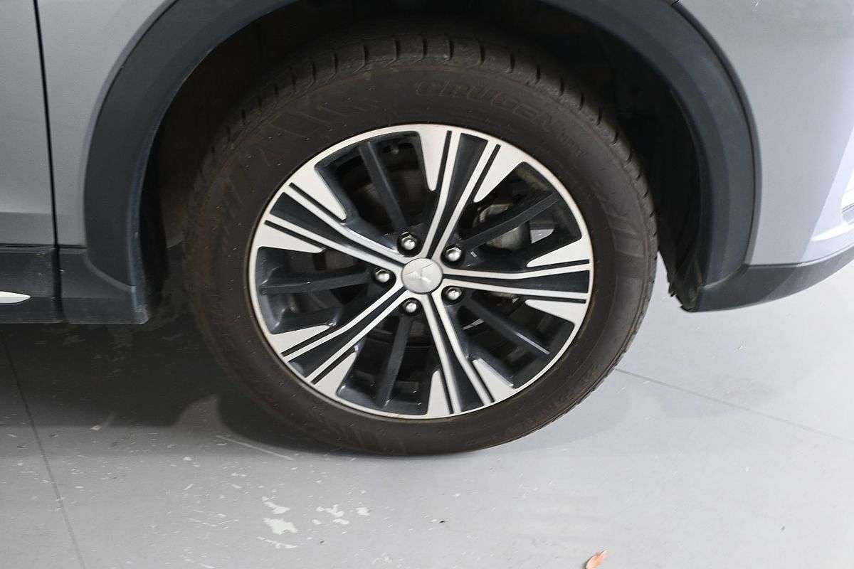 2018 Mitsubishi Eclipse Cross Exceed YA