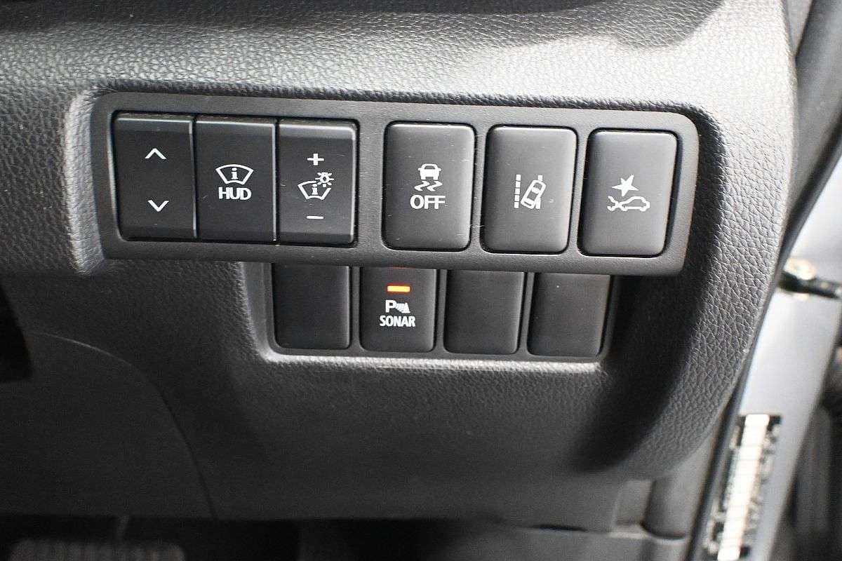 2018 Mitsubishi Eclipse Cross Exceed YA