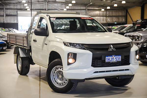 2021 Mitsubishi Triton GLX MR 4X4