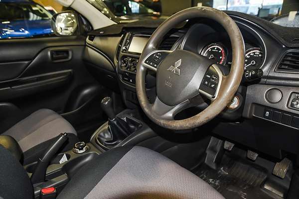 2021 Mitsubishi Triton GLX MR 4X4