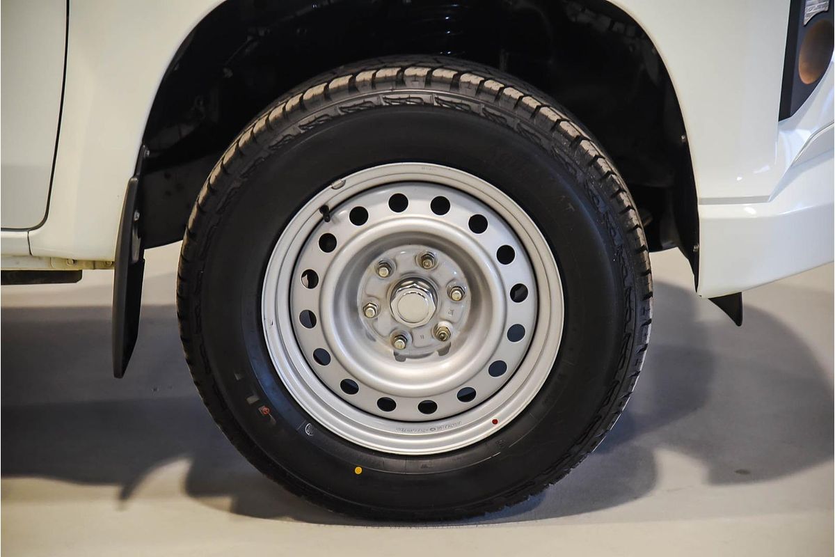 2021 Mitsubishi Triton GLX MR 4X4