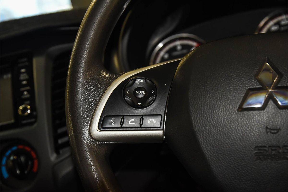 2021 Mitsubishi Triton GLX MR 4X4