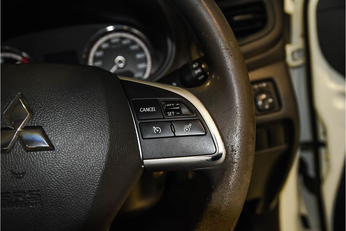 2021 Mitsubishi Triton GLX MR 4X4
