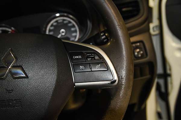2021 Mitsubishi Triton GLX MR 4X4