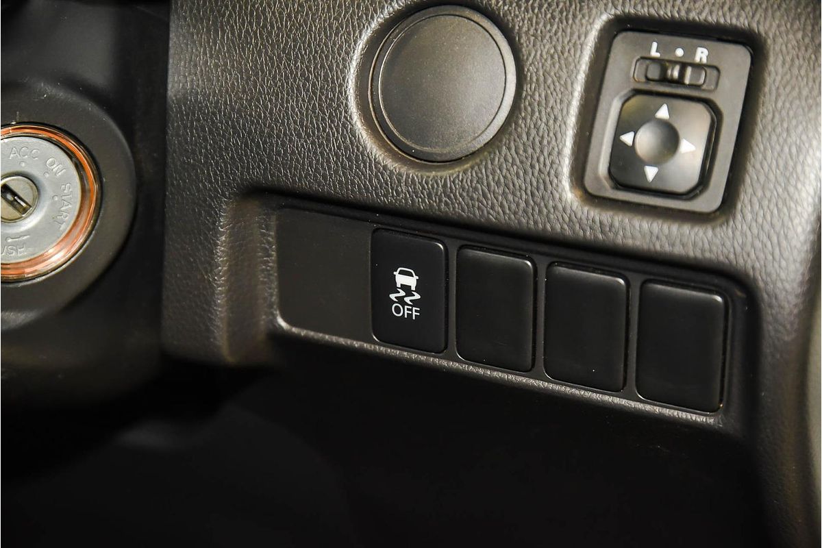 2021 Mitsubishi Triton GLX MR 4X4