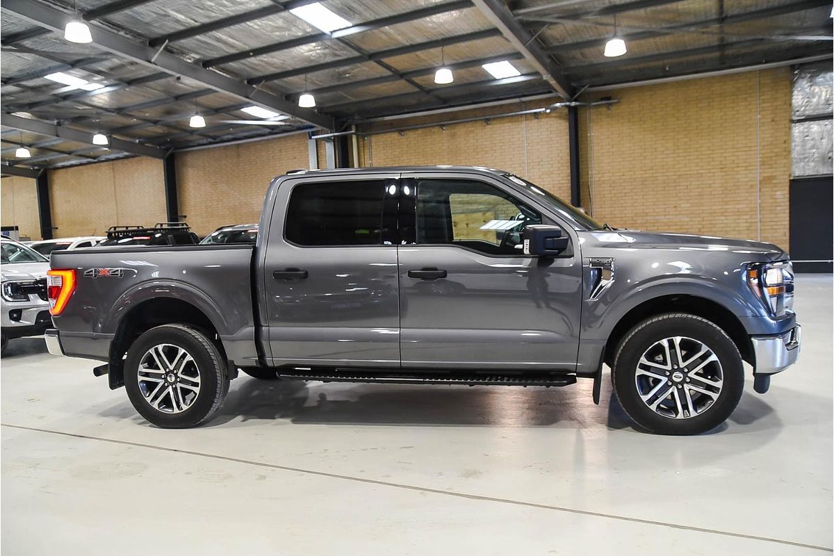 2023 Ford F-150 XLT 4X4 SWB
