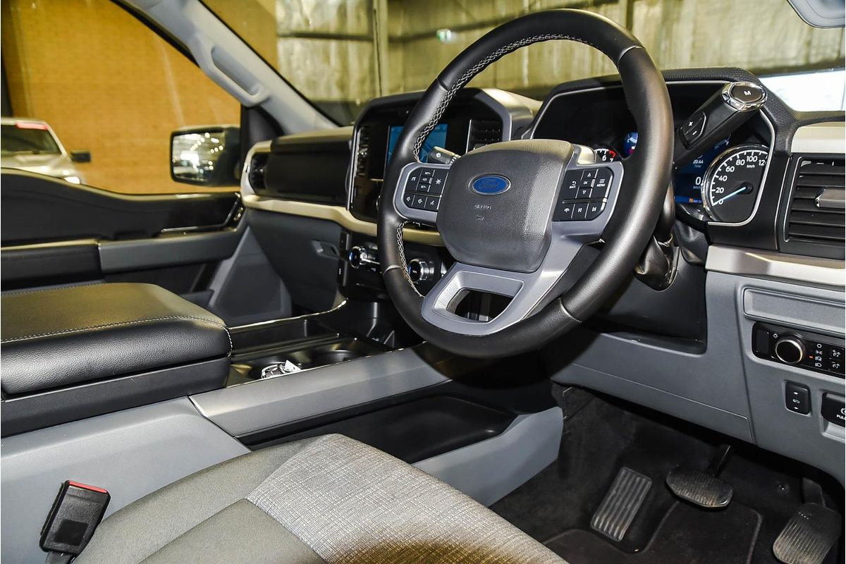 2023 Ford F-150 XLT 4X4 SWB