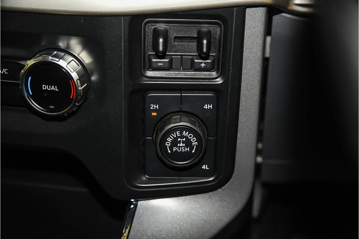 2023 Ford F-150 XLT 4X4 SWB