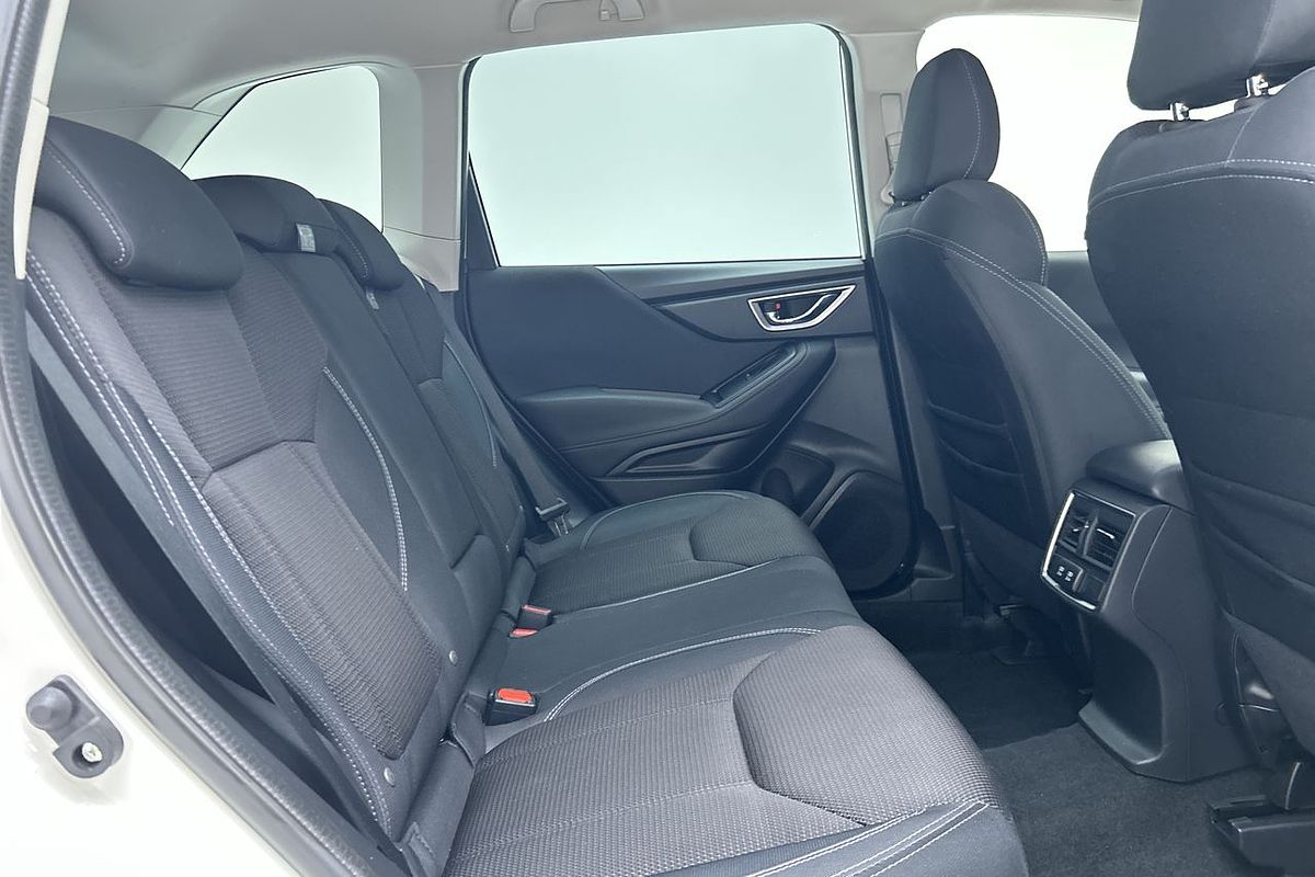 2023 Subaru Forester 2.5i S5